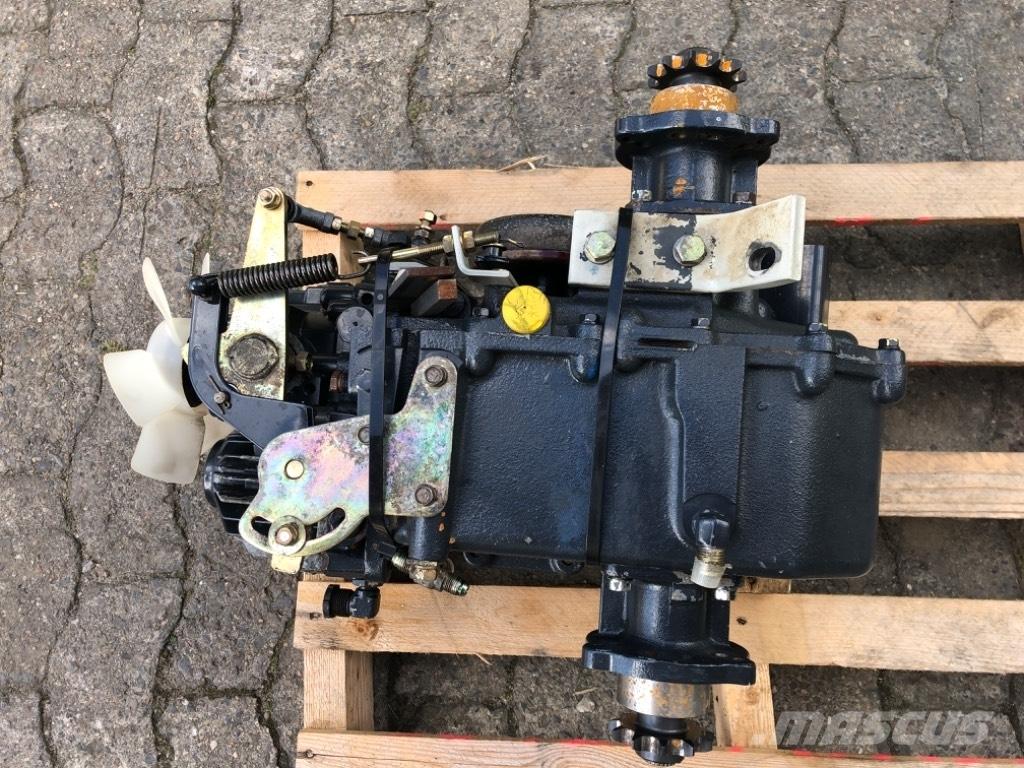 Iseki SXG 19 Ráállós fűnyírók
