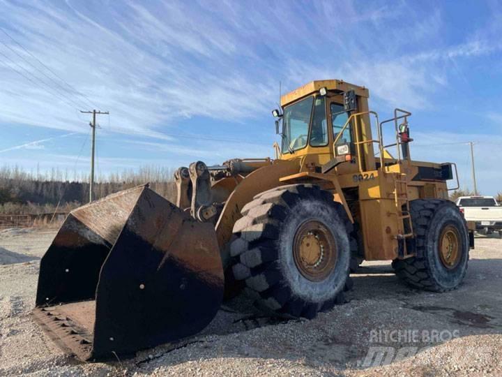 CAT 980 F Gumikerekes homlokrakodók
