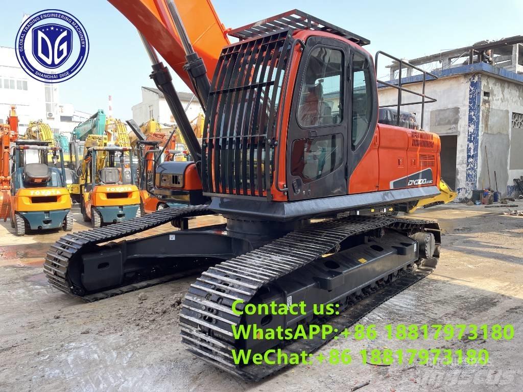 Doosan DX 300 LC Lánctalpas kotrók