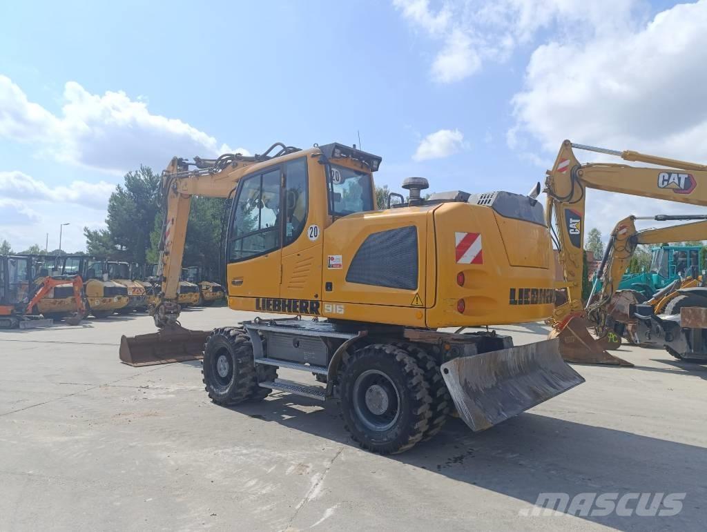 Liebherr A 916 Gumikerekes kotrók