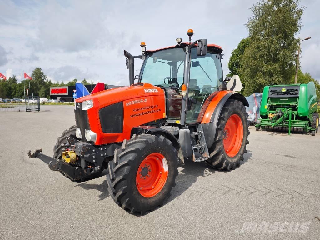 Kubota M135GX-II Traktorok