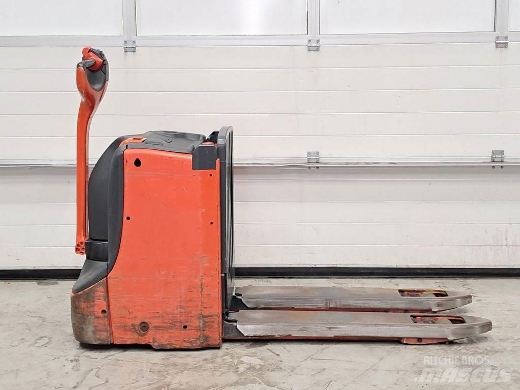 Linde T16L Alacsony emelőkocsi