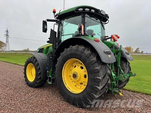 John Deere 7310 R Traktorok