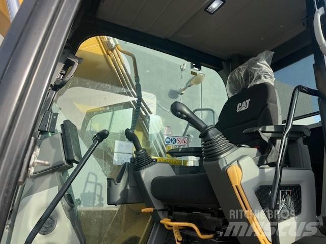 CAT 317 Lánctalpas kotrók