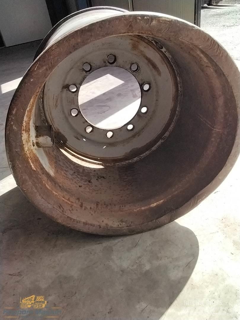 Valmet 890 24x26,5 Gumiabroncsok, kerekek és felnik