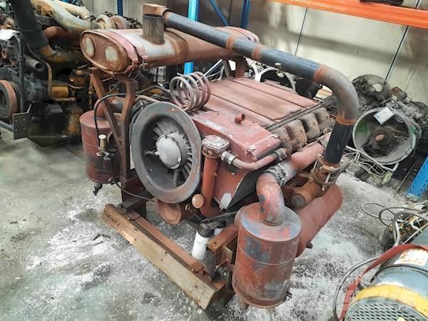 Deutz F8L413 Motorok