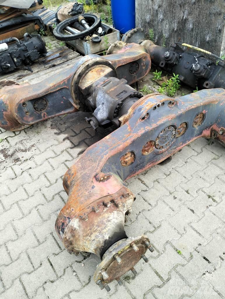 John Deere 1270B Lánctalpak, láncok és futóművek