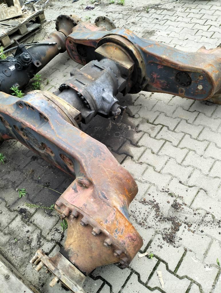 John Deere 1270B Lánctalpak, láncok és futóművek