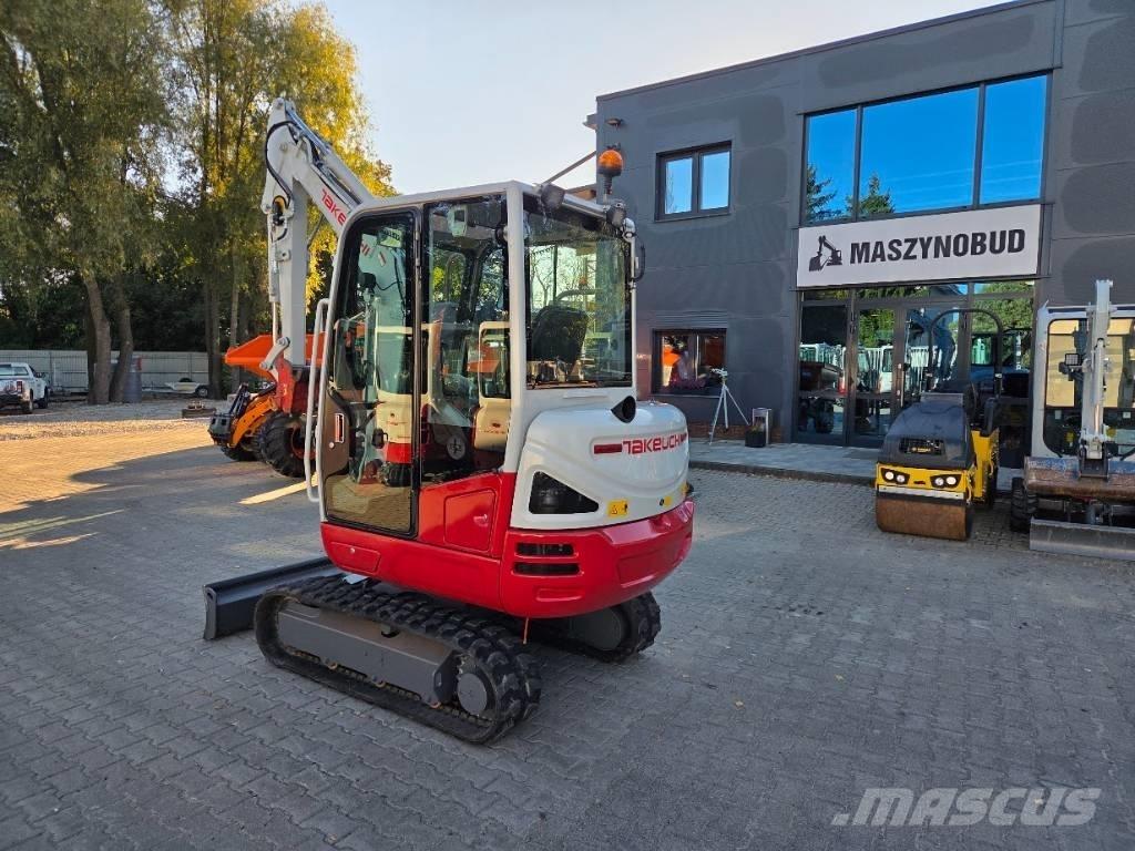 Takeuchi TB230 + HS03 Mini kotrók < 7t