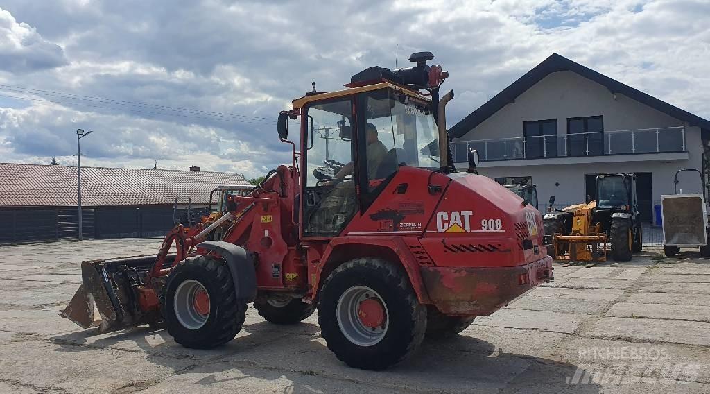 CAT 908 Gumikerekes homlokrakodók