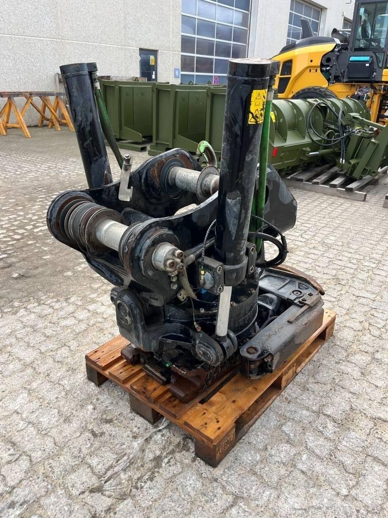 Steelwrist X32 Forgatók-Építőipar