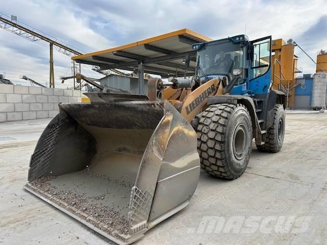 Liebherr 576 X-Power Gumikerekes homlokrakodók