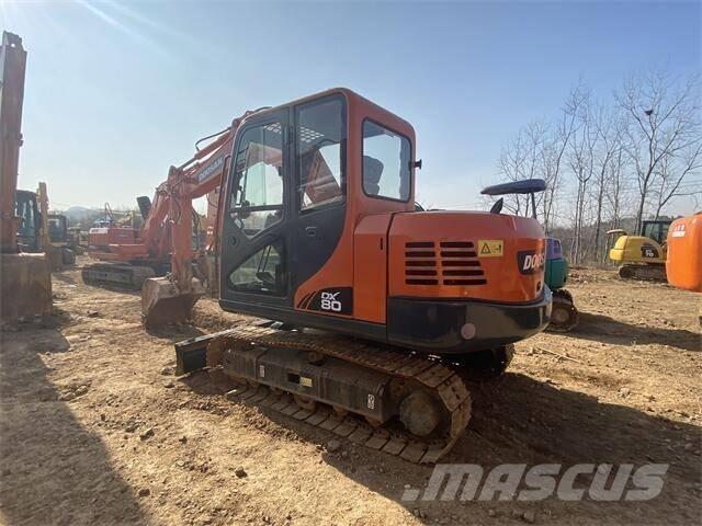 Doosan DX80 Közepes (midi) kotrók 7 t - 12 t