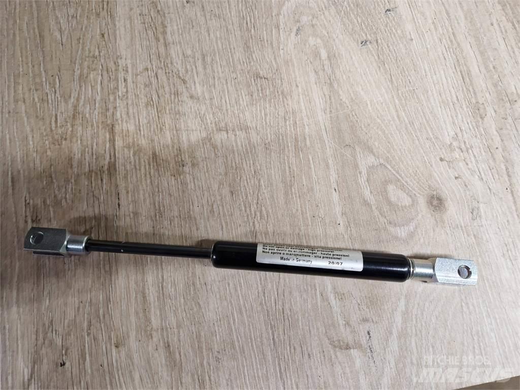 Eco Log 7005753 Vezetőfülke és belső tartozékok