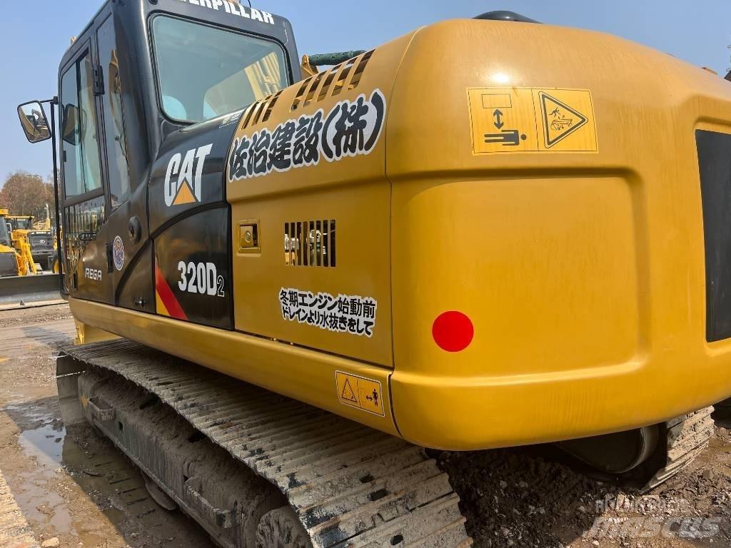 CAT 320 D Lánctalpas kotrók