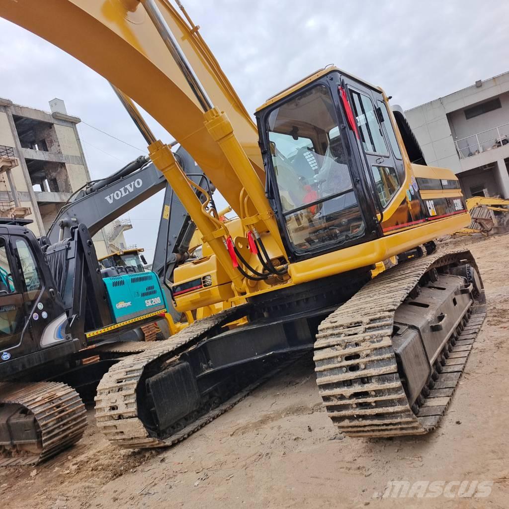 CAT 330 B L Lánctalpas kotrók