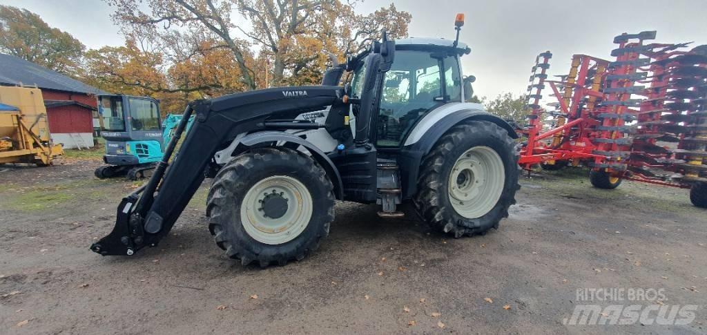 Valtra T 234 Versu Traktorok