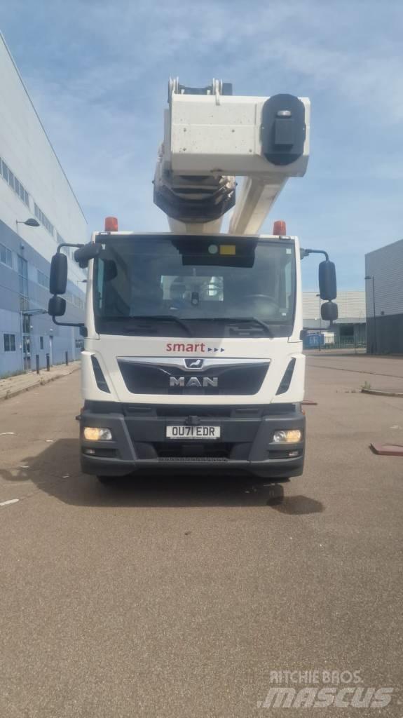 Ruthmann T510 Teherautóra szerelt emelők és állványok