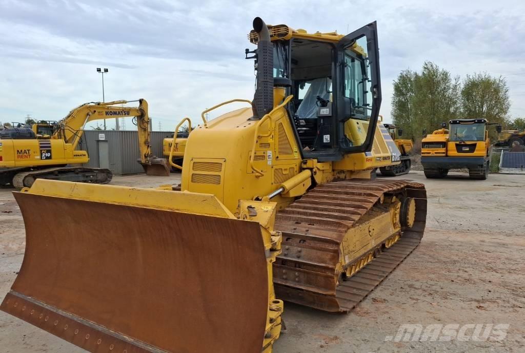 Komatsu D61PXI-24E0 lánctalpas dózerek