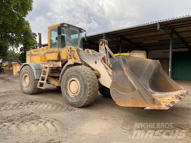 Volvo L 150 Gumikerekes homlokrakodók