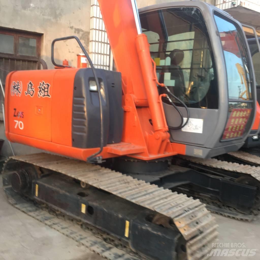 Hitachi ZX 70 Közepes (midi) kotrók 7 t - 12 t