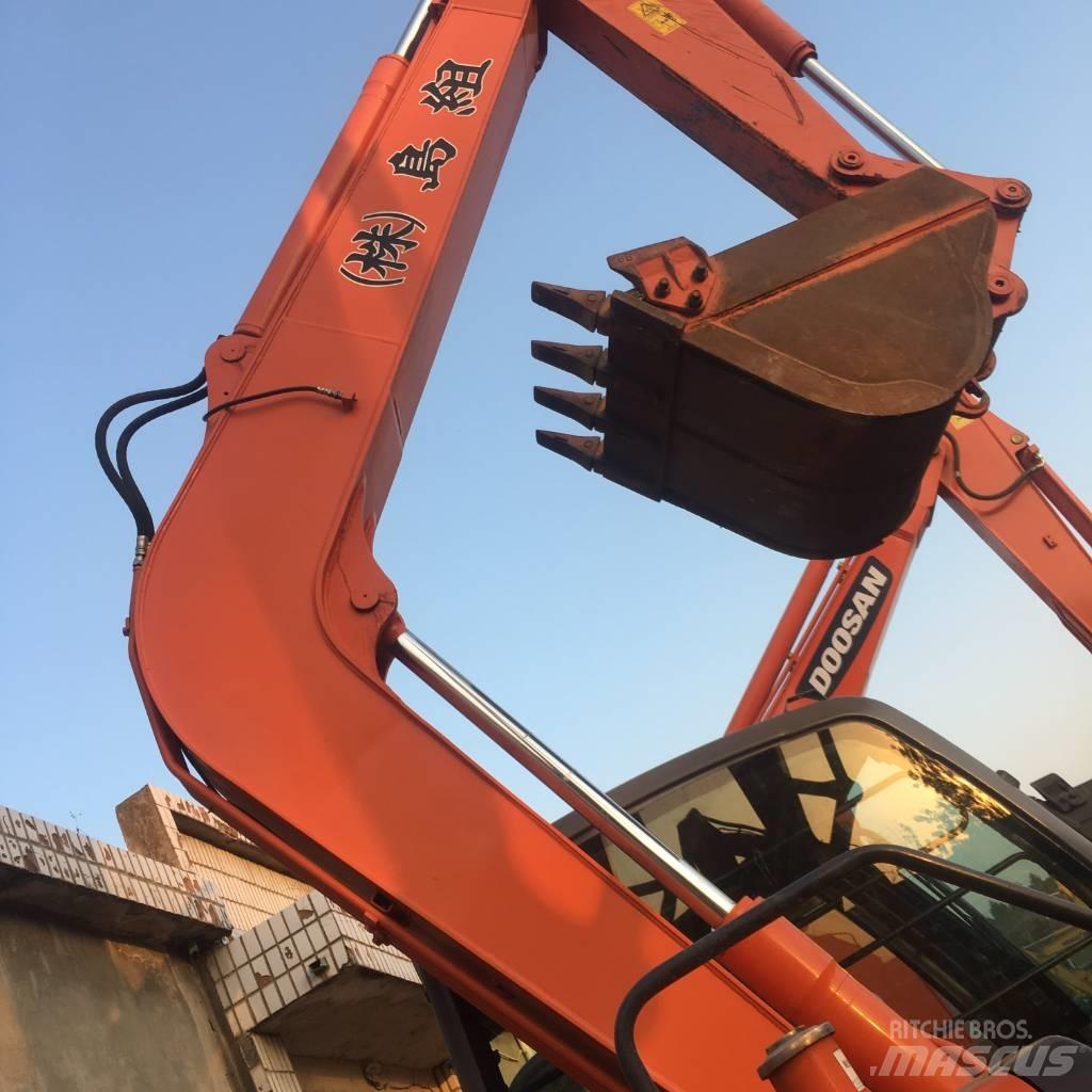 Hitachi ZX 70 Közepes (midi) kotrók 7 t - 12 t