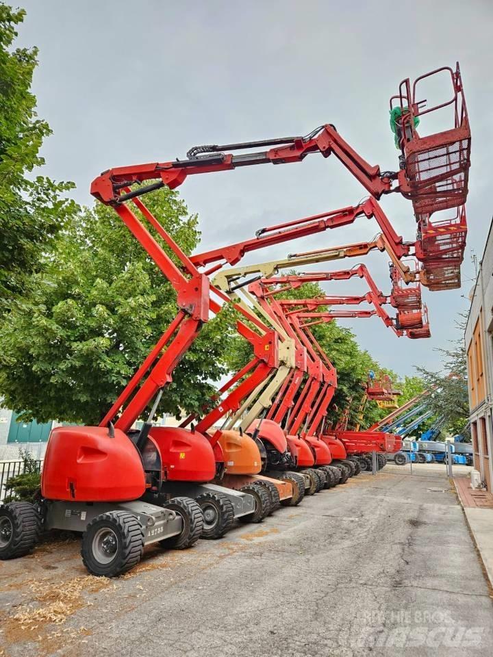 JLG 450 AJ Karos emelők