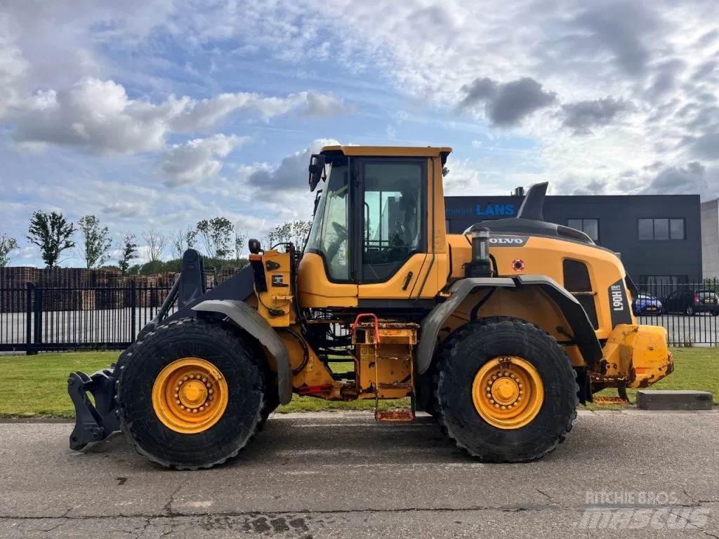 Volvo L90H Gumikerekes homlokrakodók