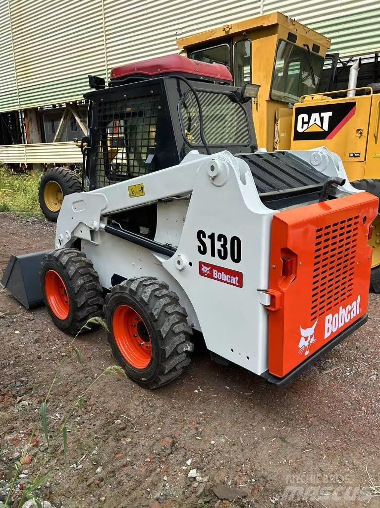 Bobcat S 130 Kompaktrakodók