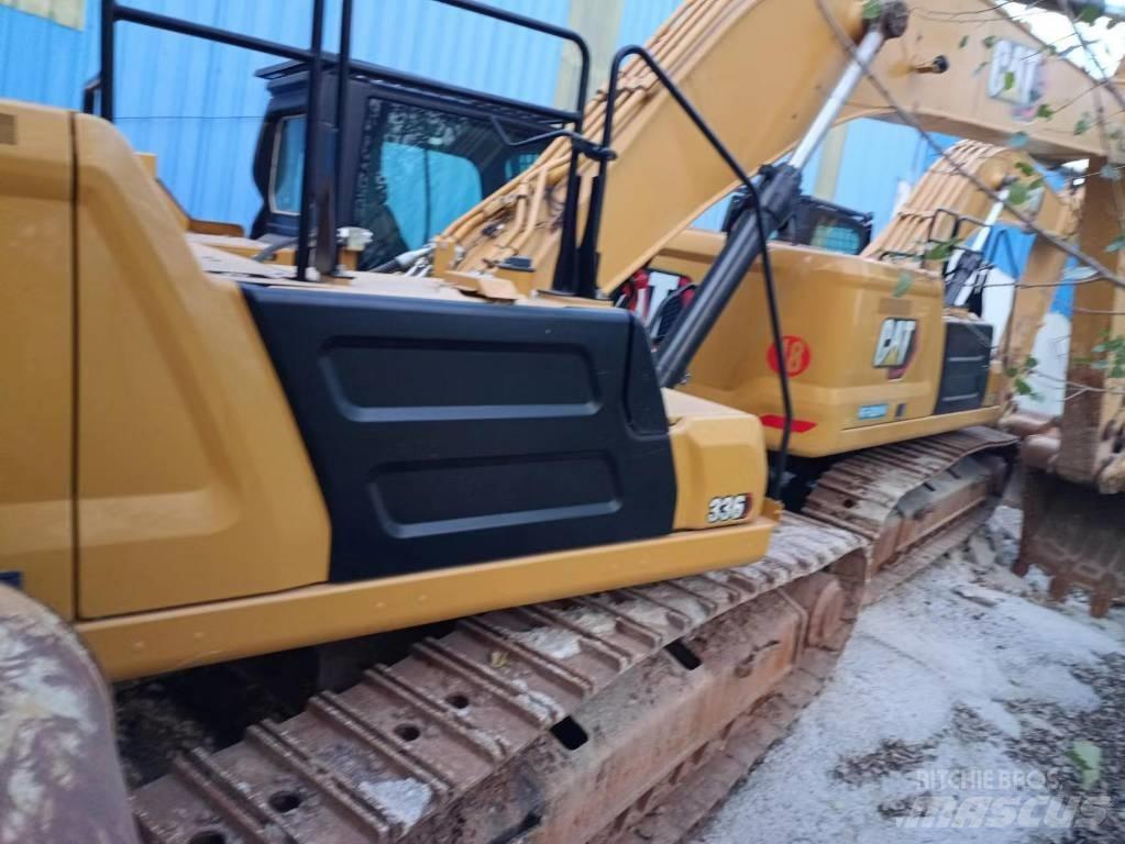 CAT 336 Lánctalpas kotrók