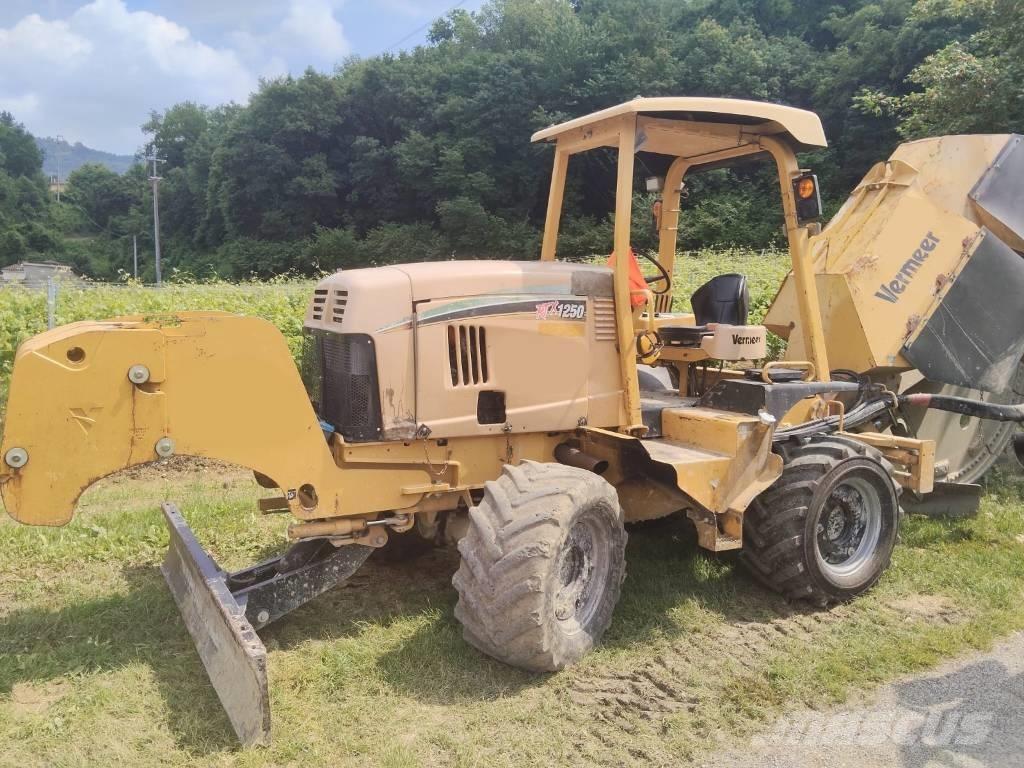 Vermeer RTX1250 Árokásók