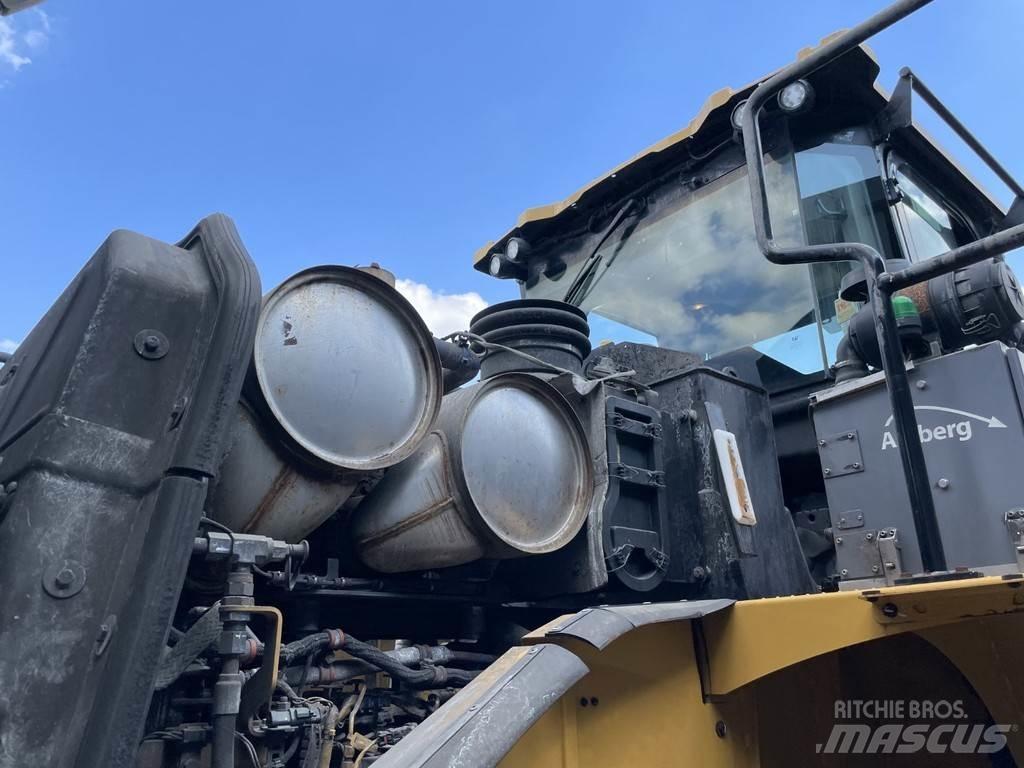 CAT 966MXE Gumikerekes homlokrakodók