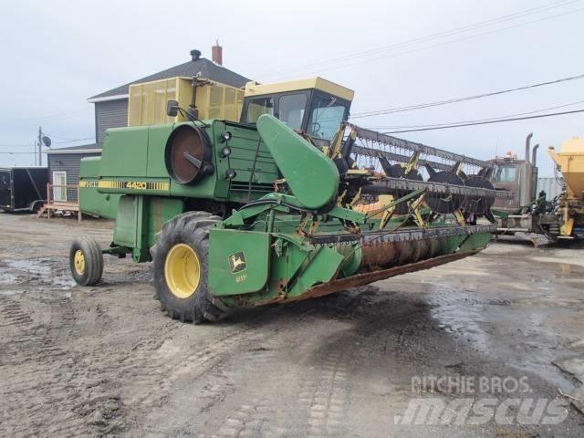John Deere 4420 Kombájnok