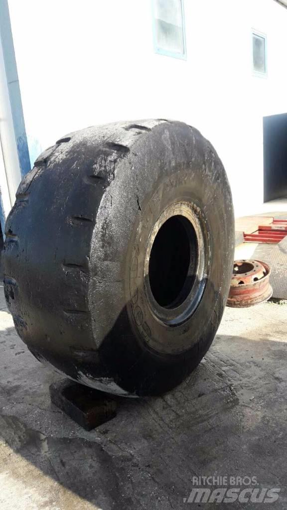 Goodyear 29,5R25 Gumiabroncsok, kerekek és felnik