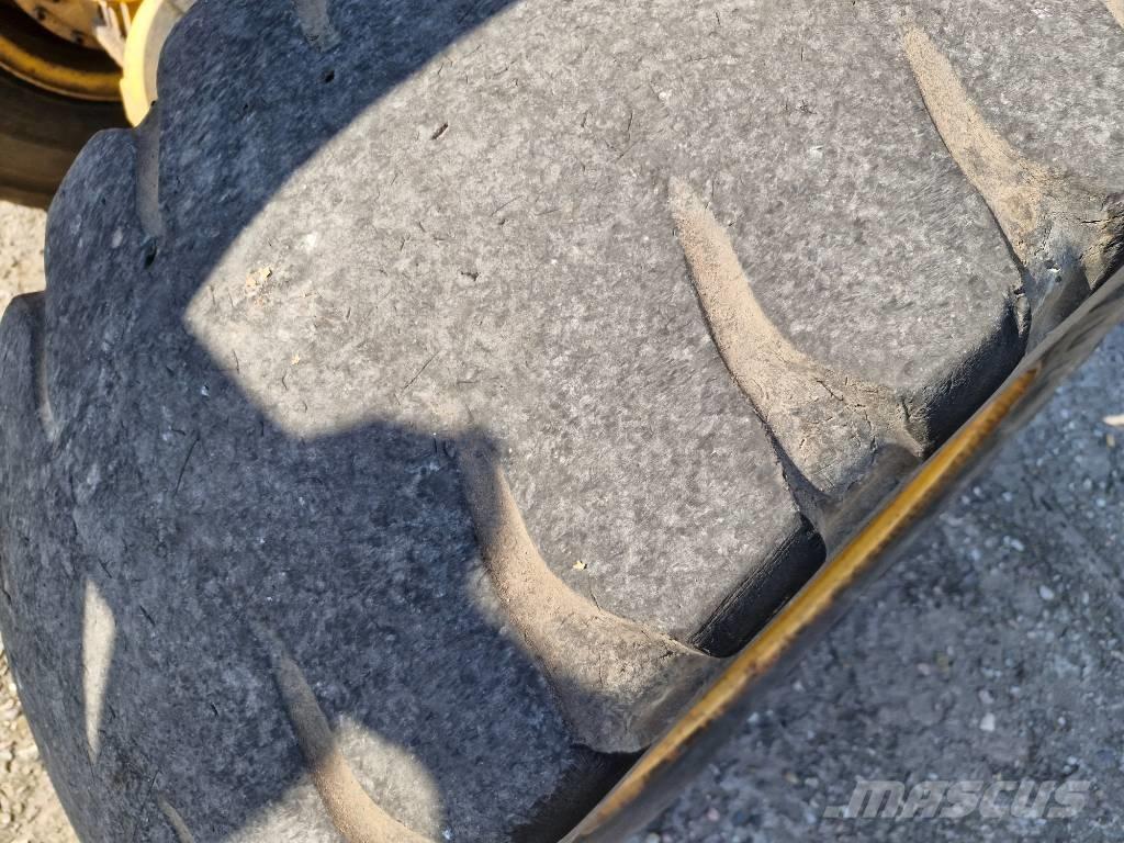 Volvo L 70 E Gumikerekes homlokrakodók