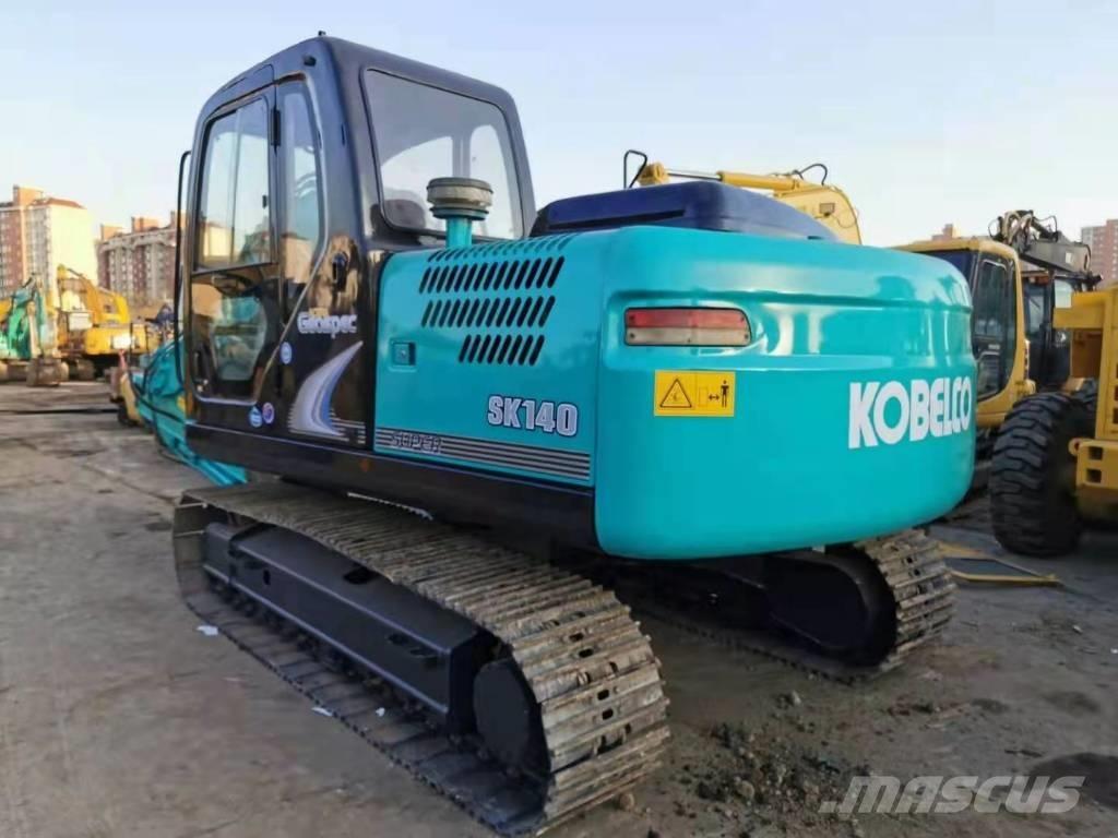 Kobelco SK 140 Lánctalpas kotrók