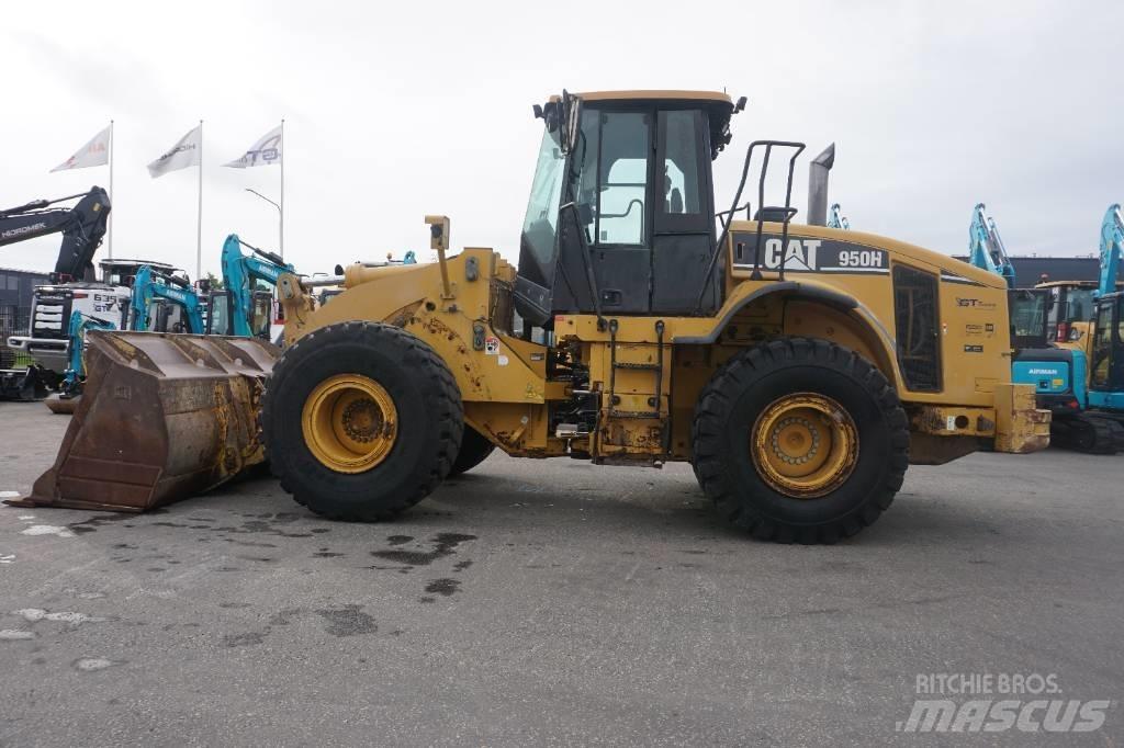 CAT 950 H Gumikerekes homlokrakodók