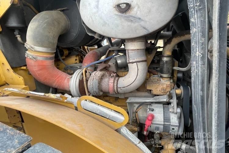CAT 950 H Gumikerekes homlokrakodók