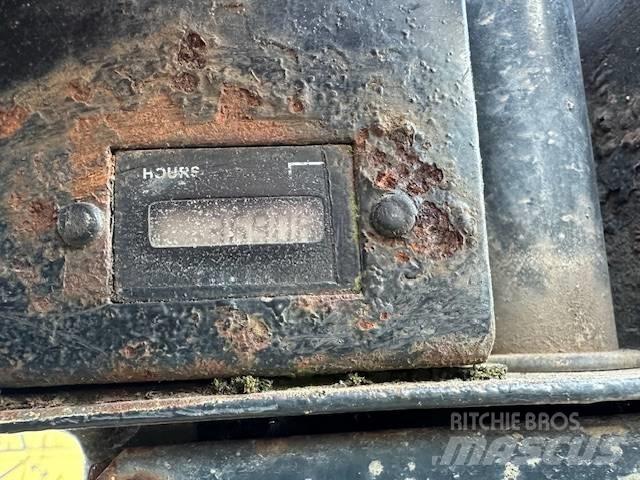 Terex Benford D9060S Mezei dömperek