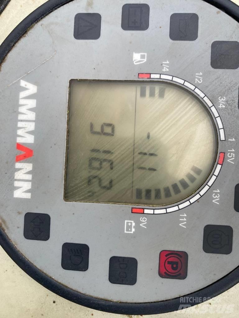 Ammann ARX 26 Ikerdobos hengerek