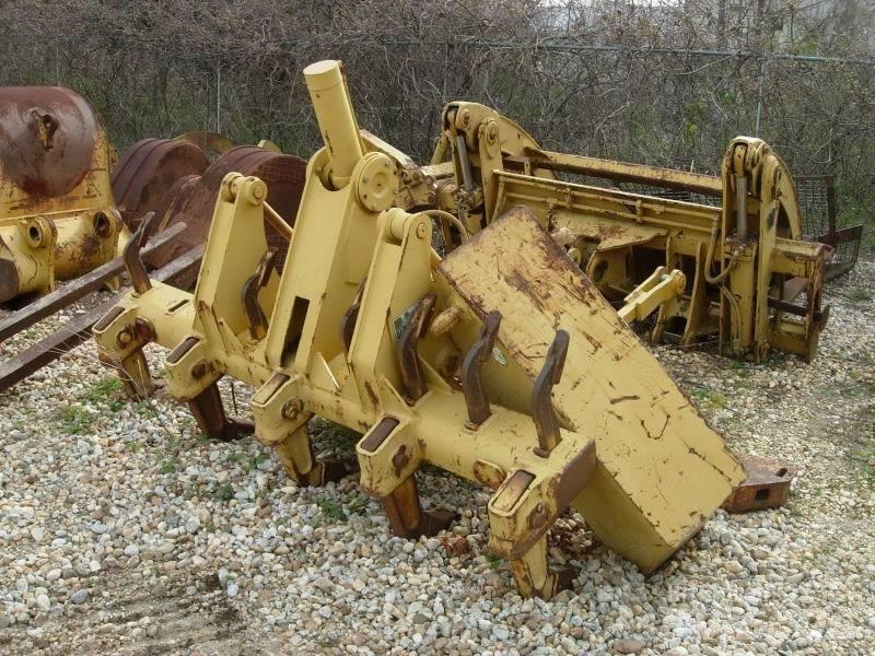 CAT 12H, 140H Gréderek