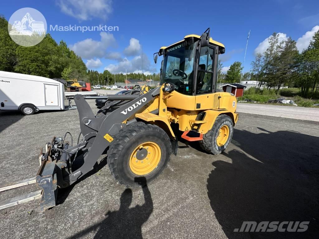 Volvo L 35 G Gumikerekes homlokrakodók