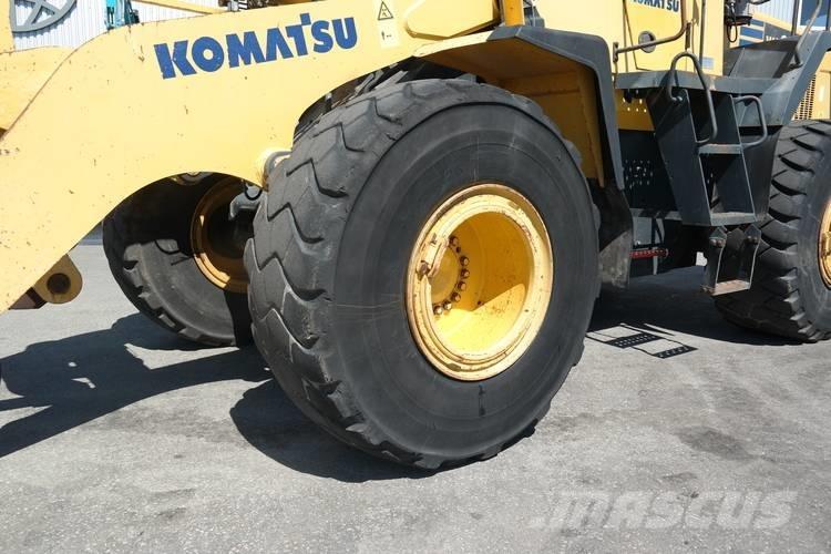 Komatsu WA 380-5-H Gumikerekes homlokrakodók