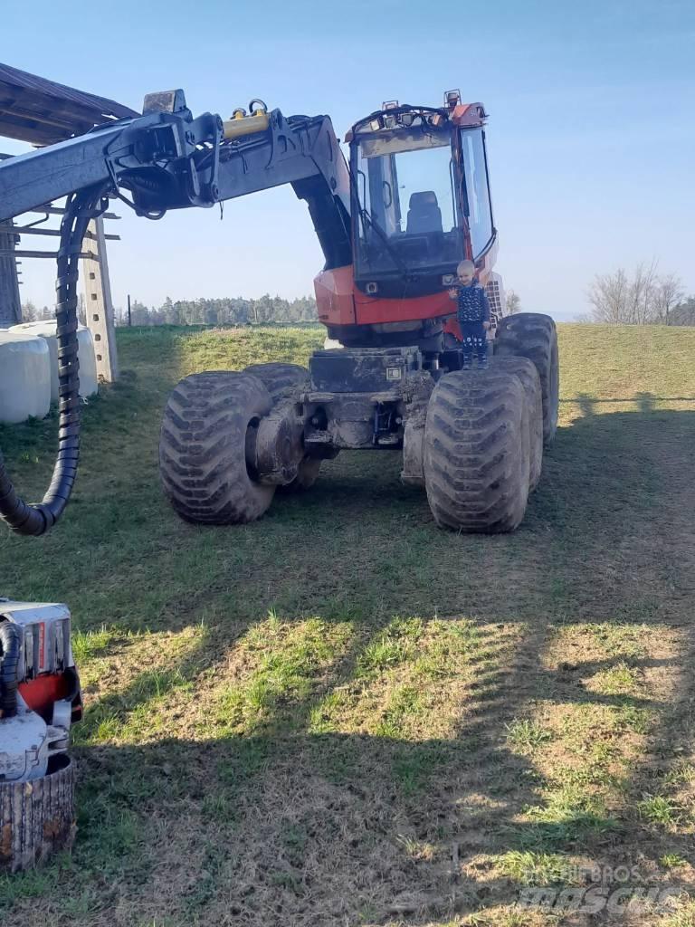 Valmet 941 Döntő-rakásolók