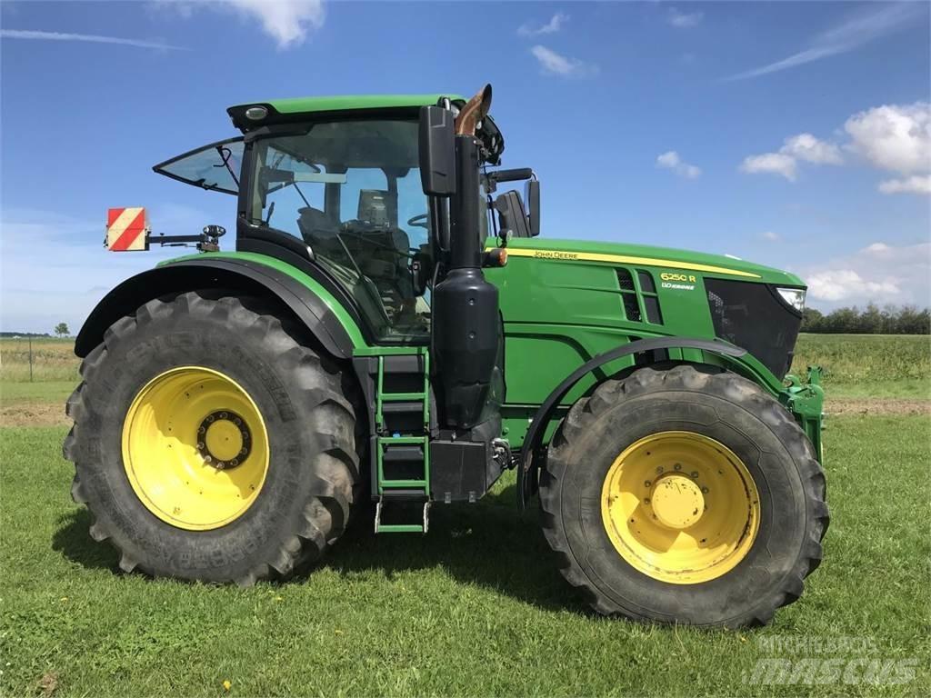 John Deere 6250R Traktorok