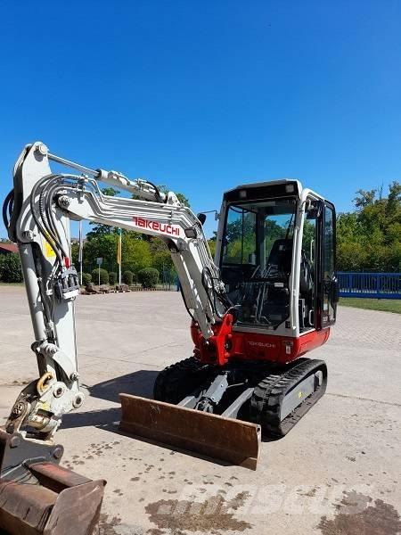Takeuchi TB 230 Mini kotrók < 7t