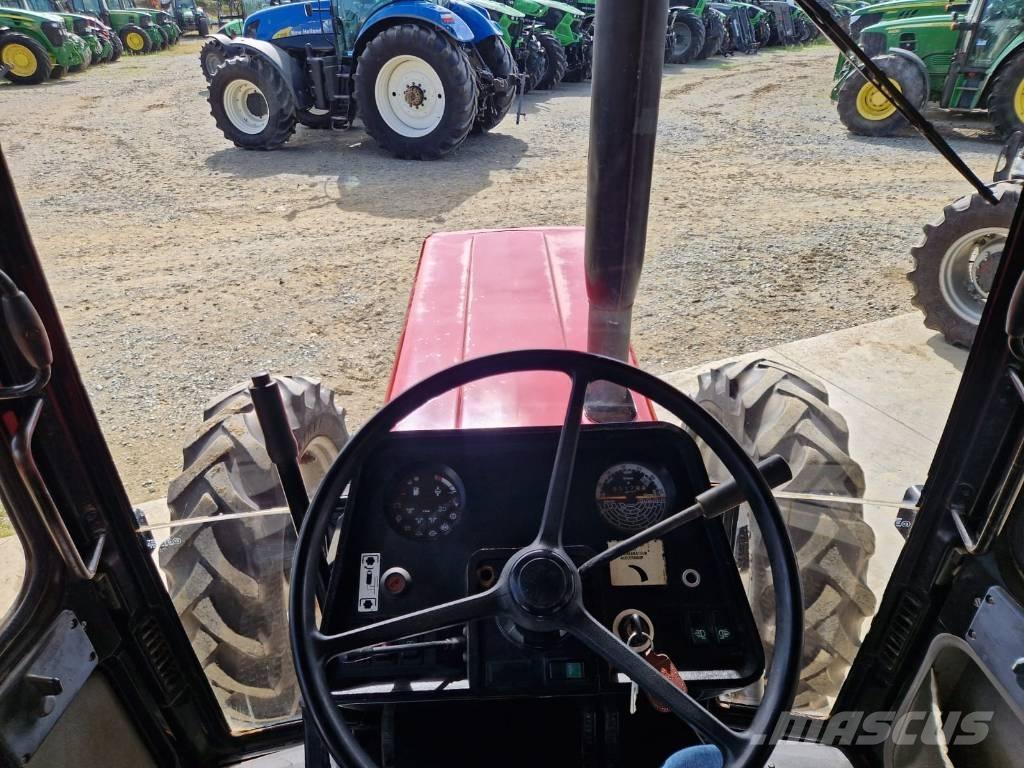 Case IH 856 XL Traktorok