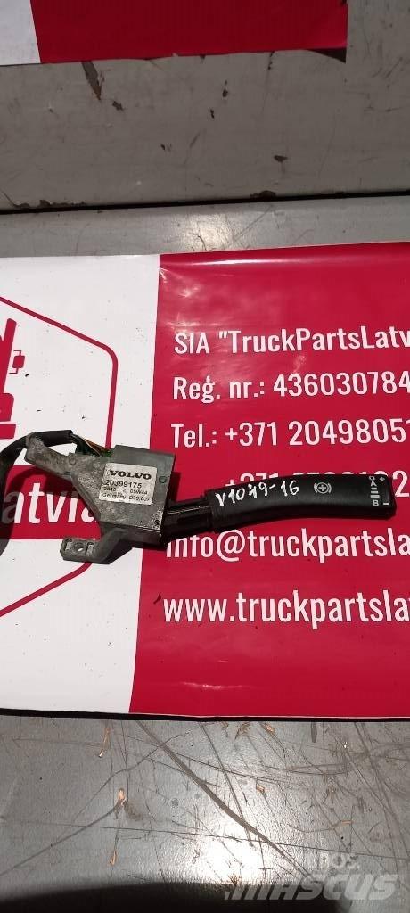 Volvo FH 12.   20399175 Vezetőfülke és belső tartozékok