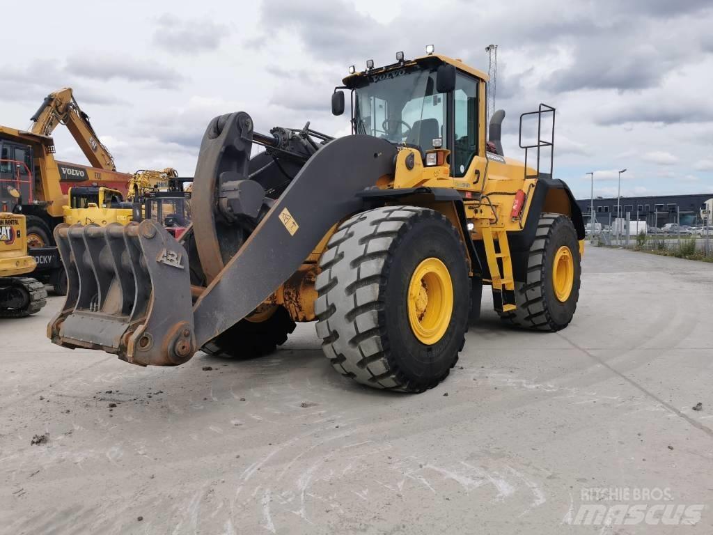 Volvo L250G Gumikerekes homlokrakodók