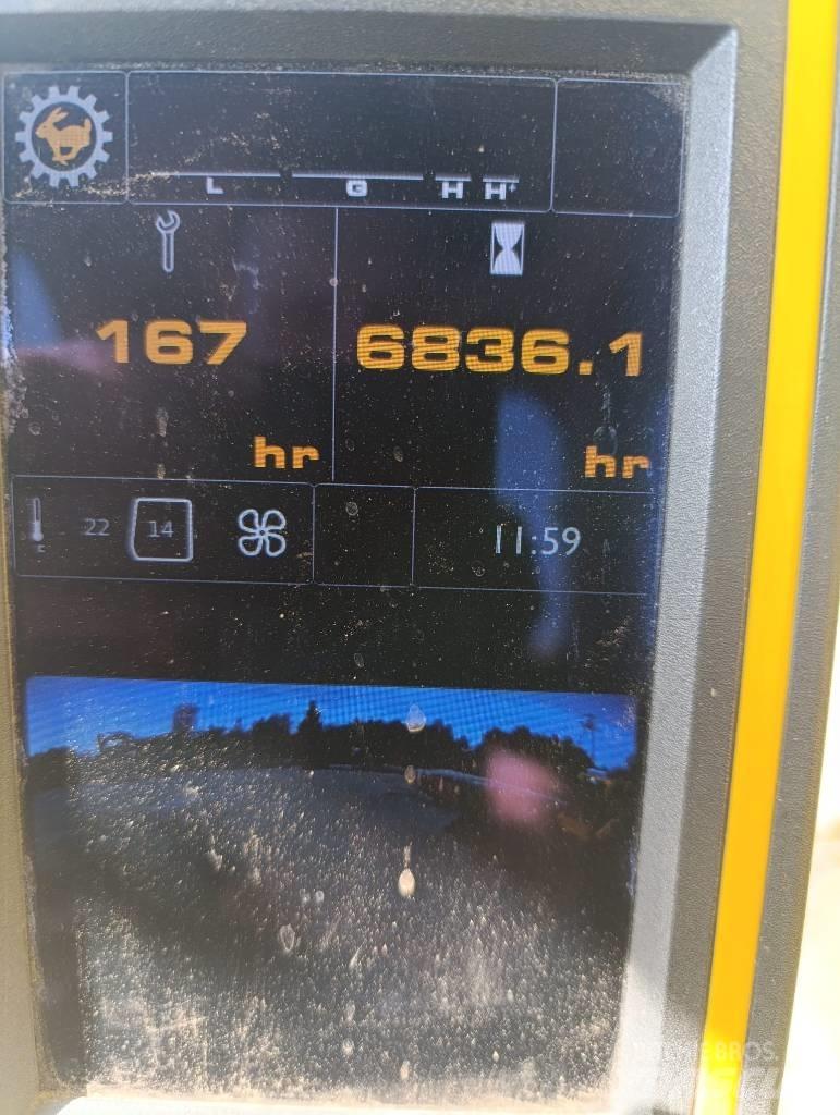 JCB JS 220 LC Lánctalpas kotrók